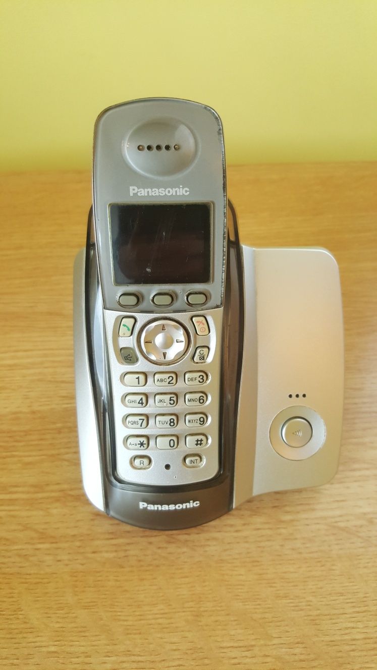 Telefon PANASONIC bezprzewodowy