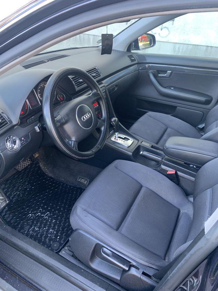 Audi a4 2.0 Automat klima mrozi 10 tys temu nowy rozrzad