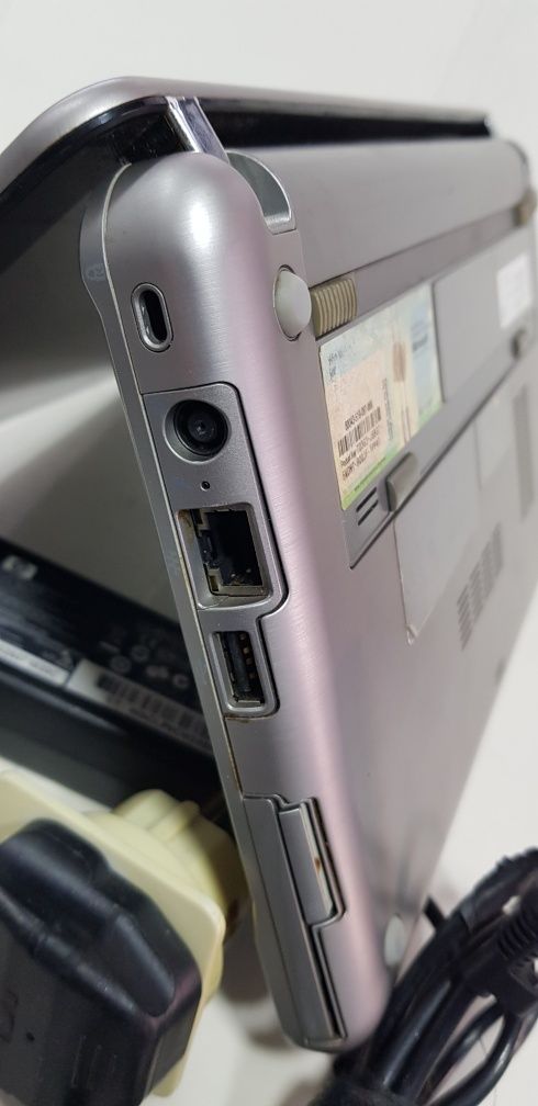 Нетбук HP Mini 2140
