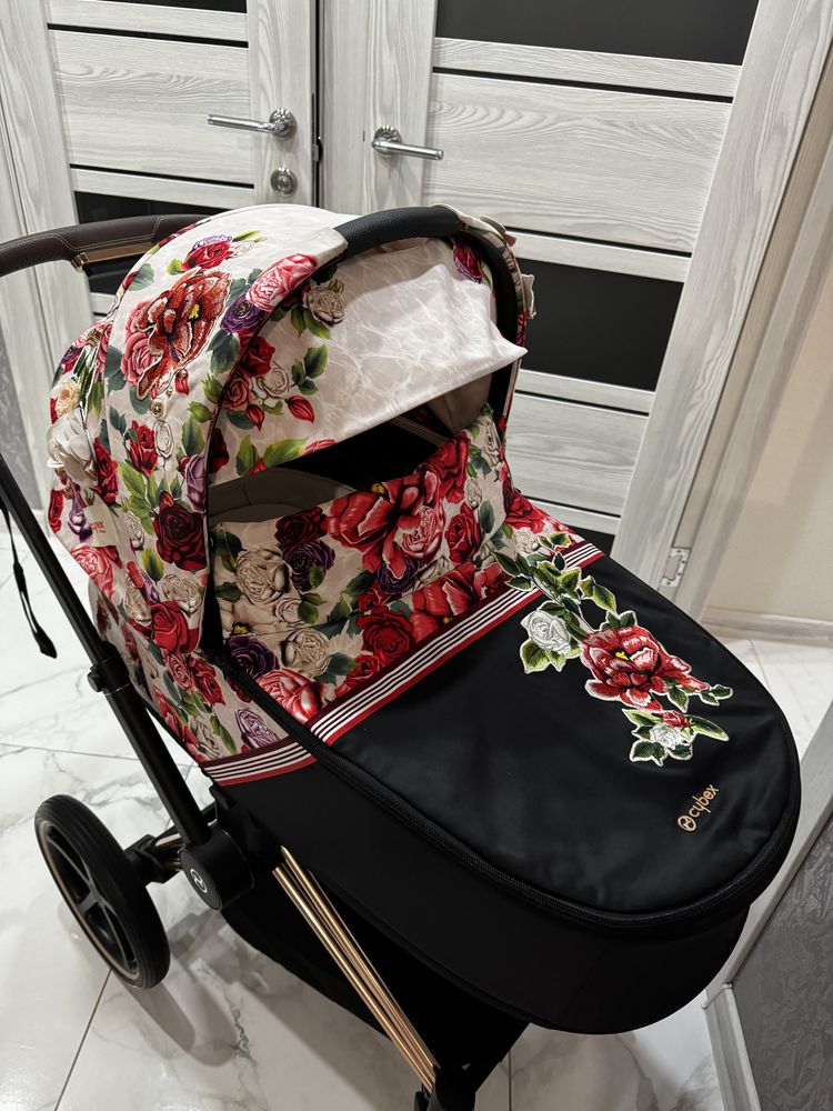 Cybex Priam Lux Spring Blossom