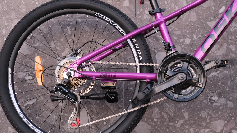 Підлітковий велосипед  Oskar Mia 24 Shimano