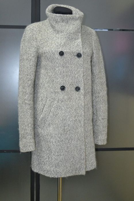 Двубортне пальто осіннє