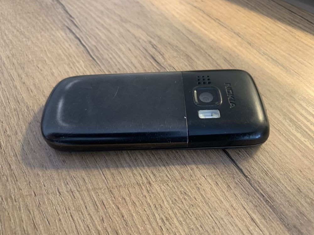 Nokia 6303c i ładowarka