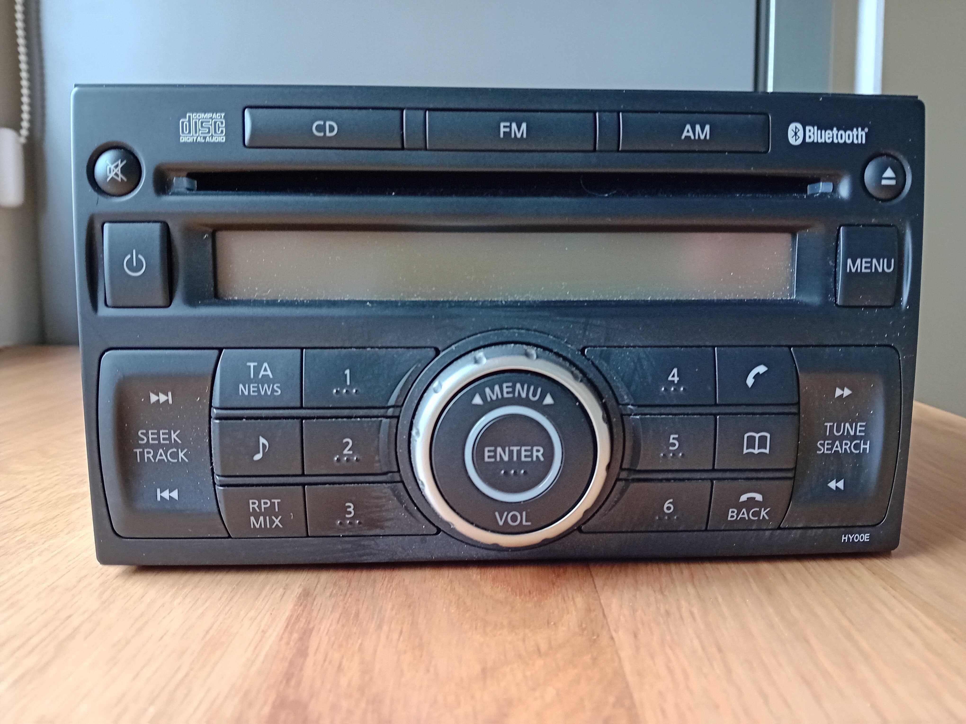 Radio samochodowe z odtwarzaczem CD Nissan Quashqai