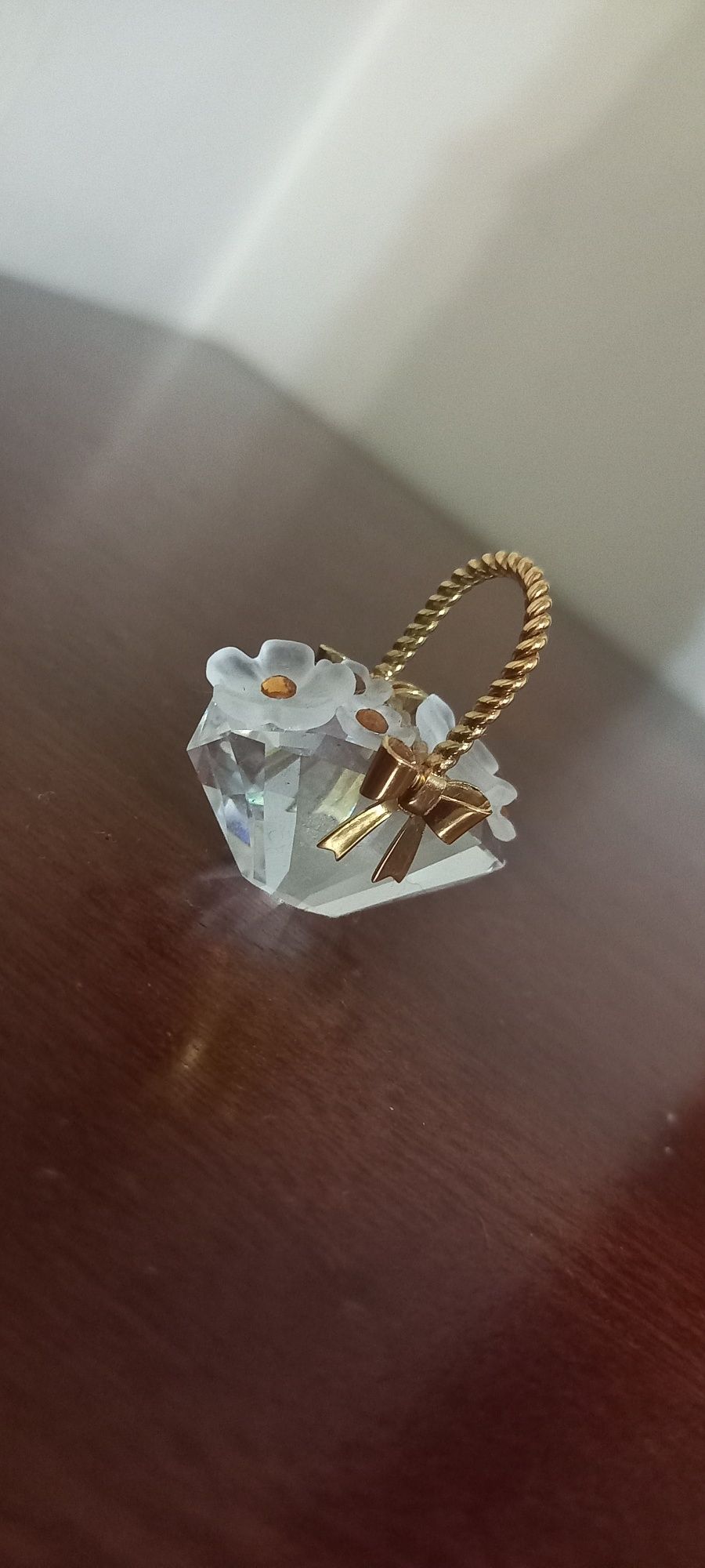 Cestinha miniatura em cristal