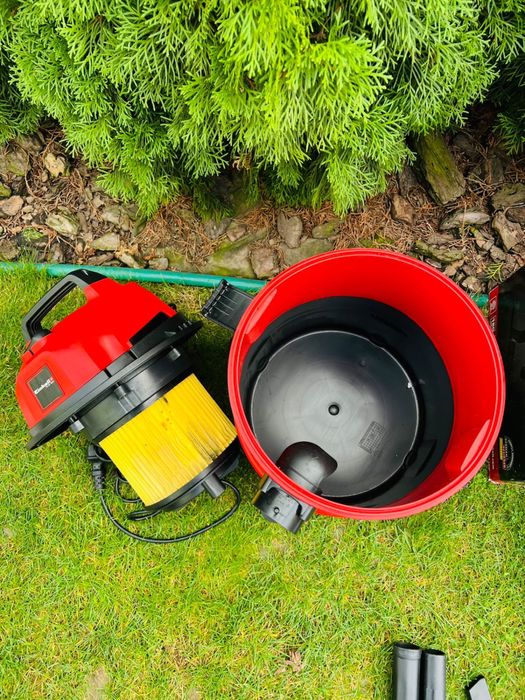 Вакуумний пилосос Einhell TC-VC 1825 з Німеччини