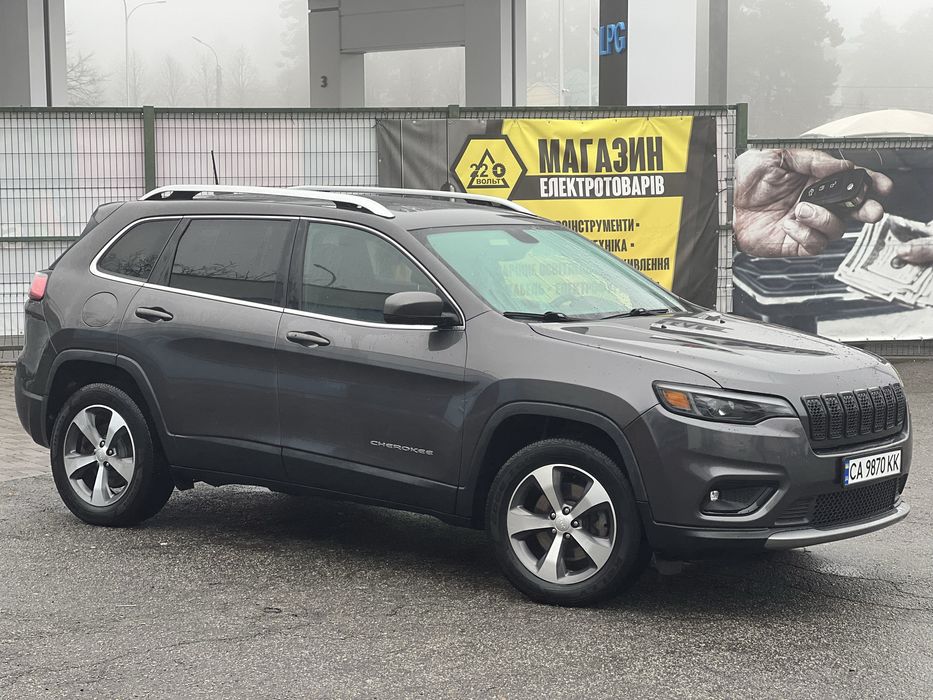 Jeep Cherokee 2019 Limited 2.0 АТ (272 к.с.) 4WD