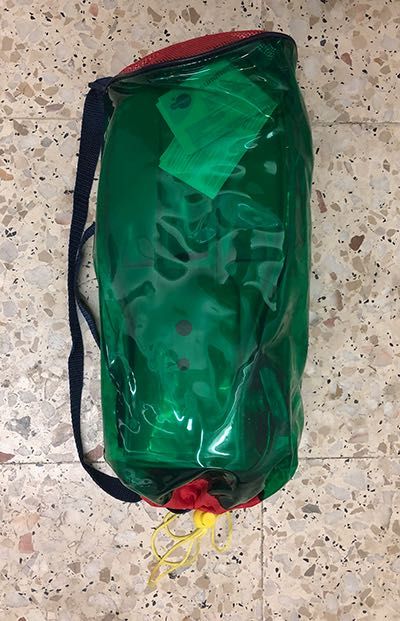 Equipamento de mergulho para criança