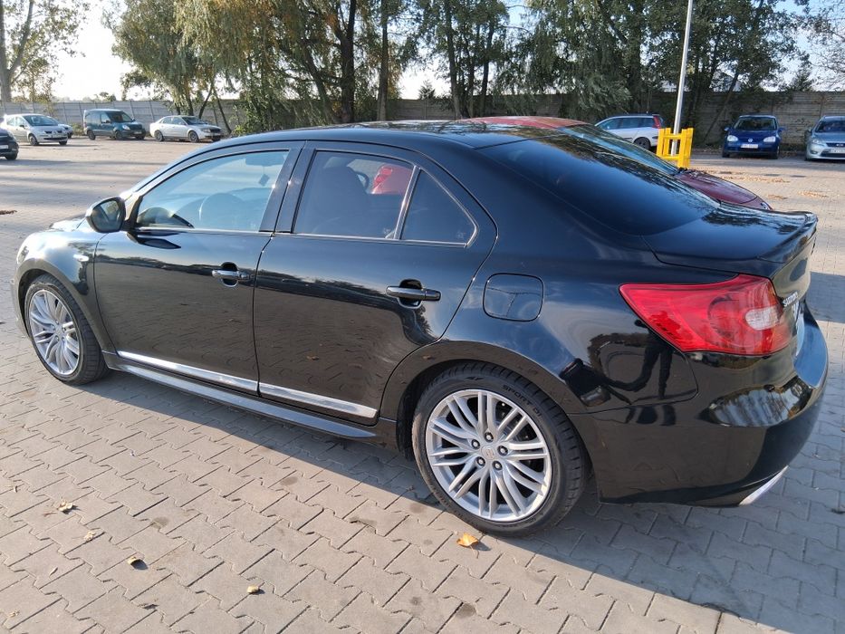Suzuki kizashi 2.4 cvt 4x4 LPG