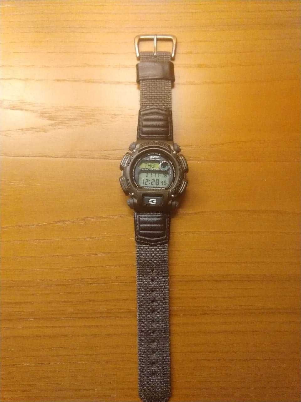 Relógio Casio G-Shock DW-8800, "CODE NAME", portes grátis