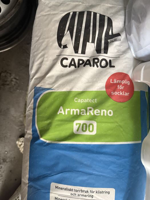 Witam na sprzedaz klej siatka i narozniki caparol pol ceny