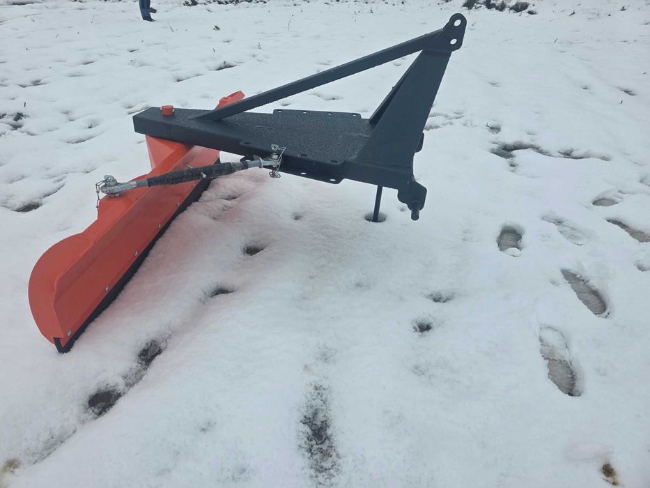 Pług obrotowy 360° pług do śniegu