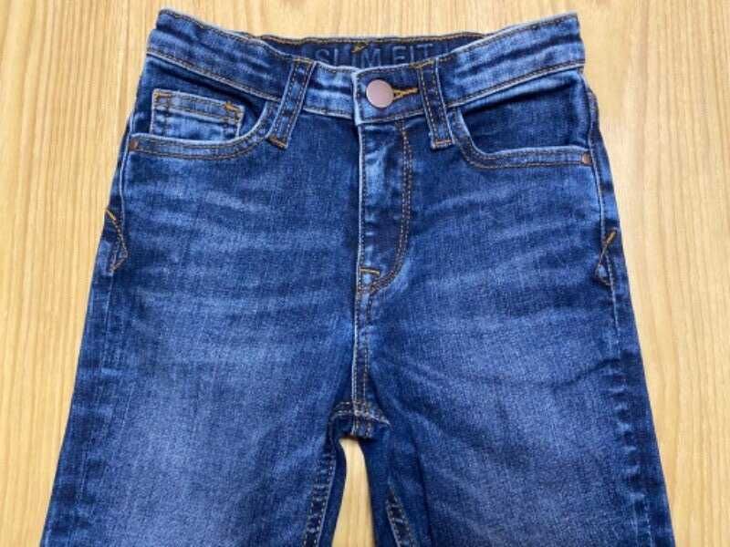 Классные качественные джинсы John Lewis на 4-5 лет, рост 104
