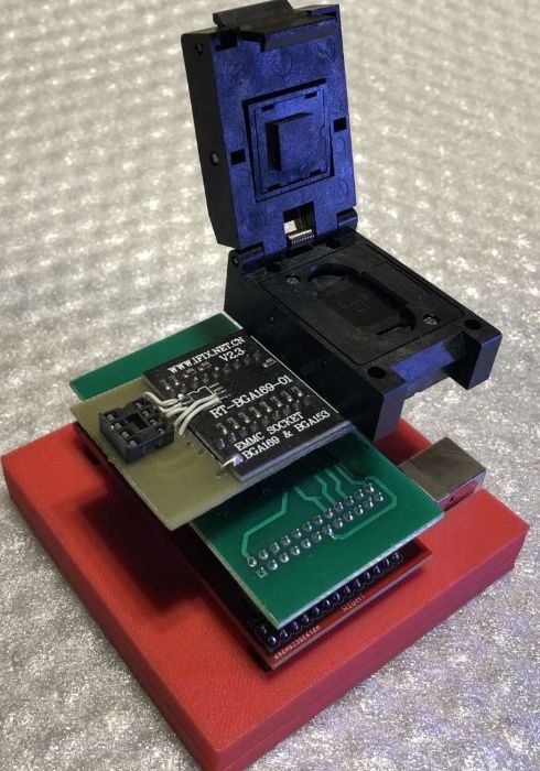 Переходник BGA153/169 eMMC и  BGA63 OneNAND от RT809H для ENTT