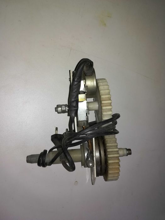 Obrotnica 220 V z przekładnią