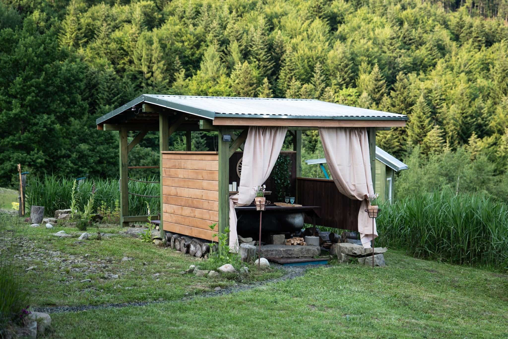 Chatka na odludziu w górach - tiny house - mega widoki - wanna górska
