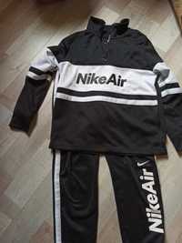 Стильний костюм Nike Air
