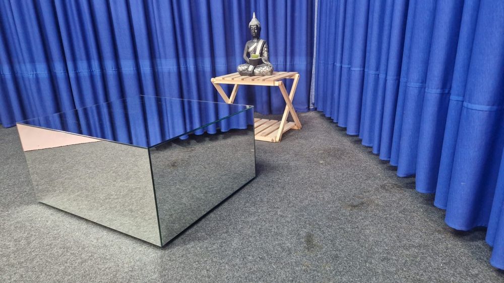 Mesas de centro espelhadas