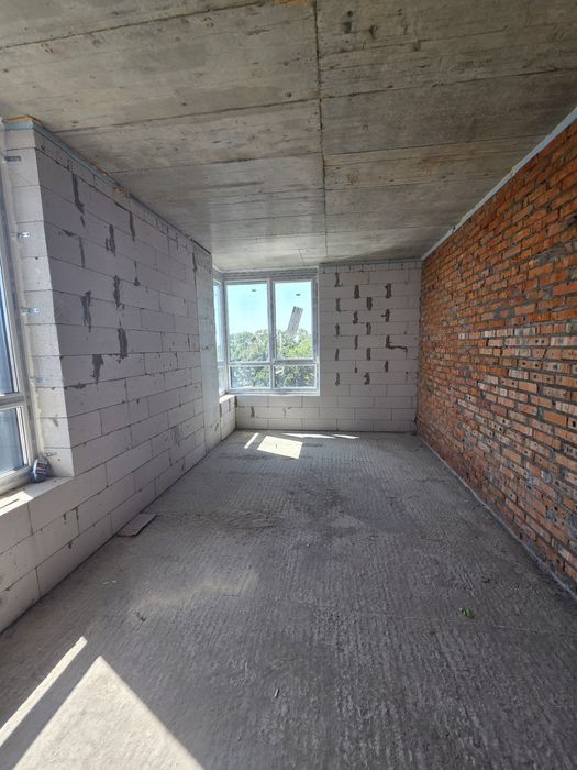 Продаж 2 кімнатної квартири з найкращим краєвидом в ЖК Централ парк.