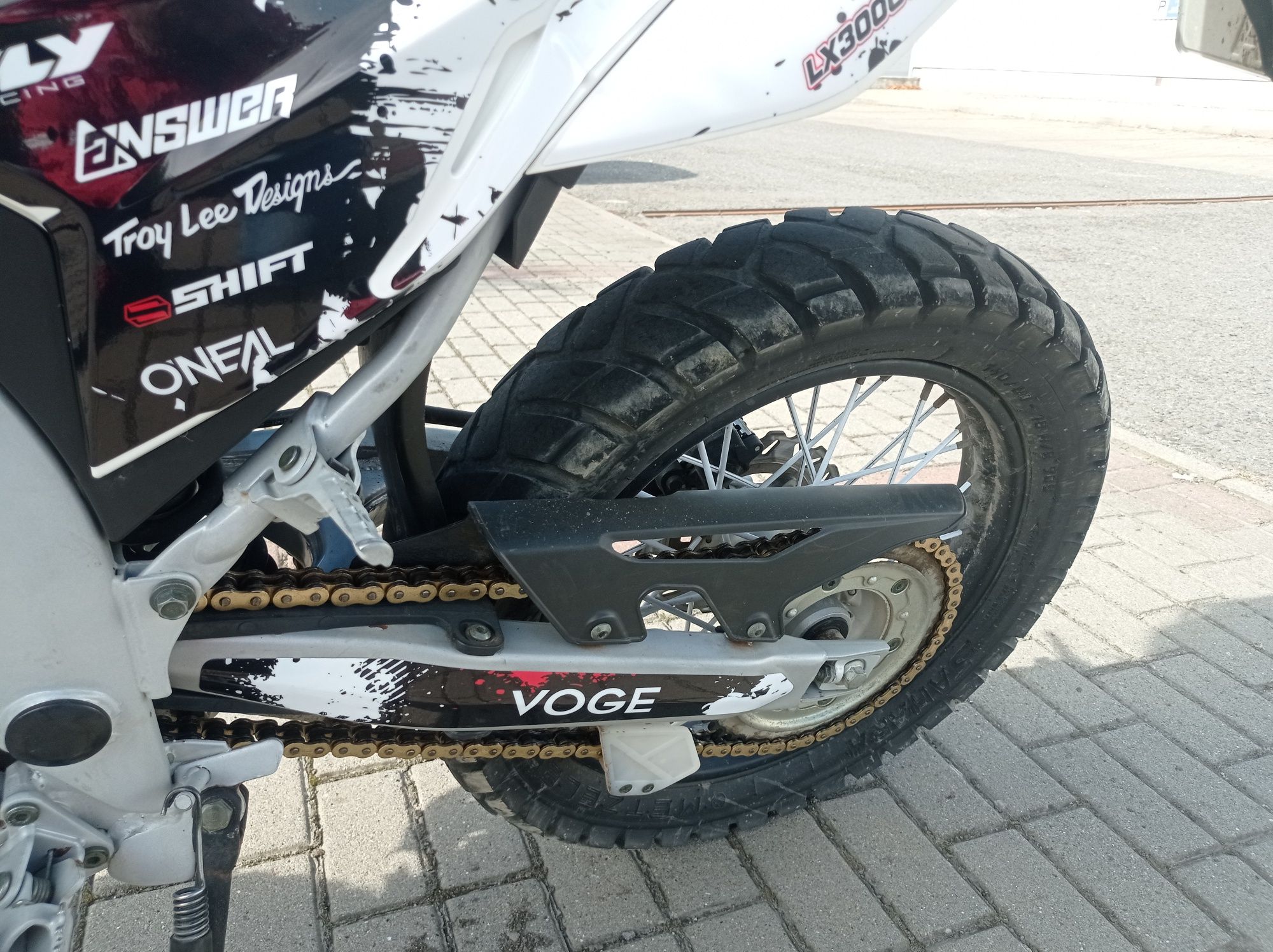 Продам LONCIN VOGE 300