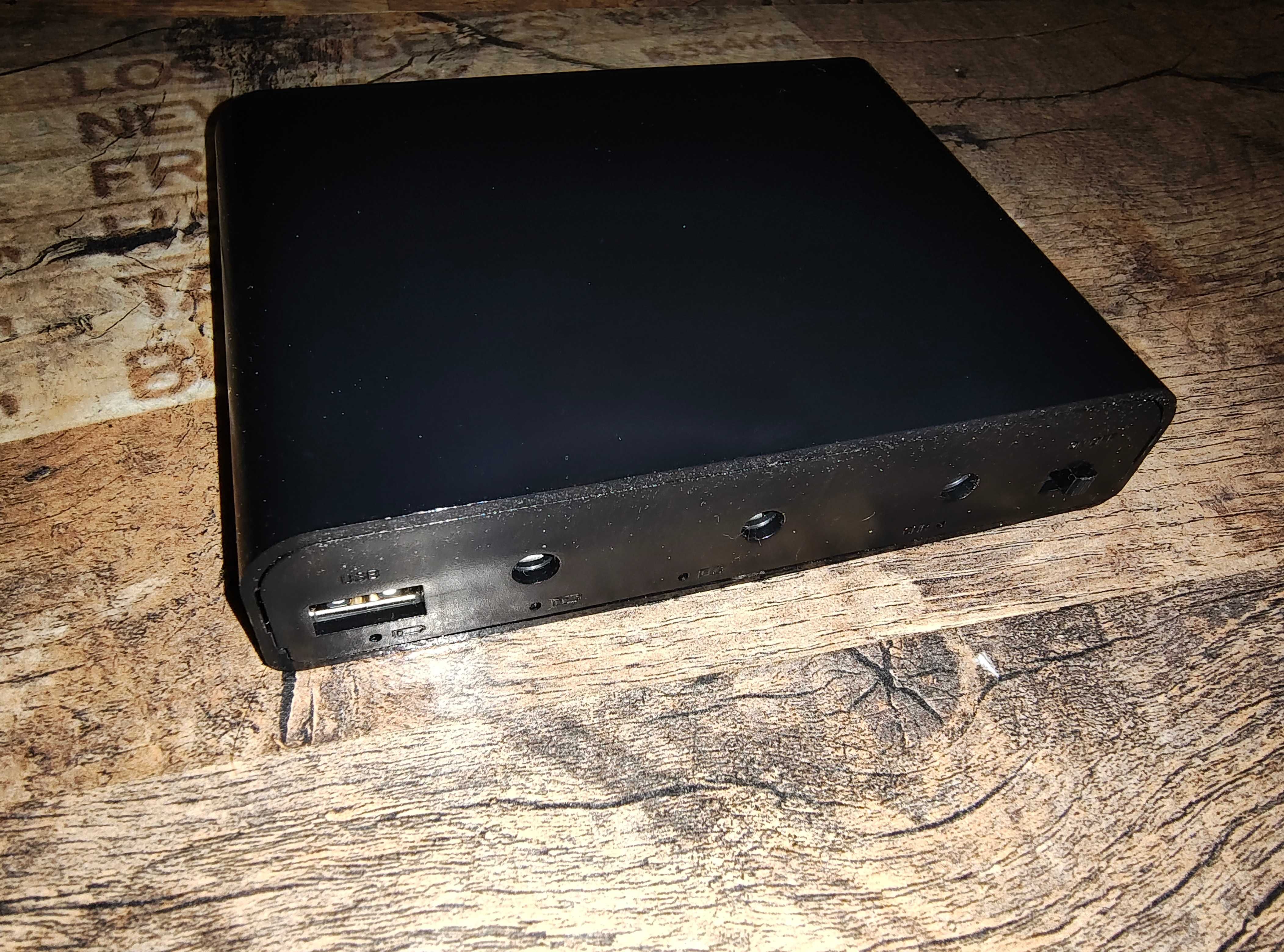 Бесперебійник для роутера 18000mah, 5v 9v 12v