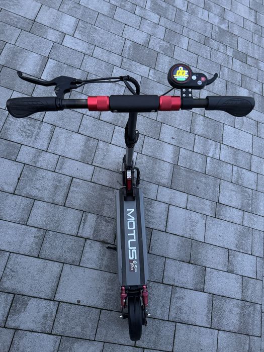 Motus pro 8.5 lite hulajnoga elektryczna