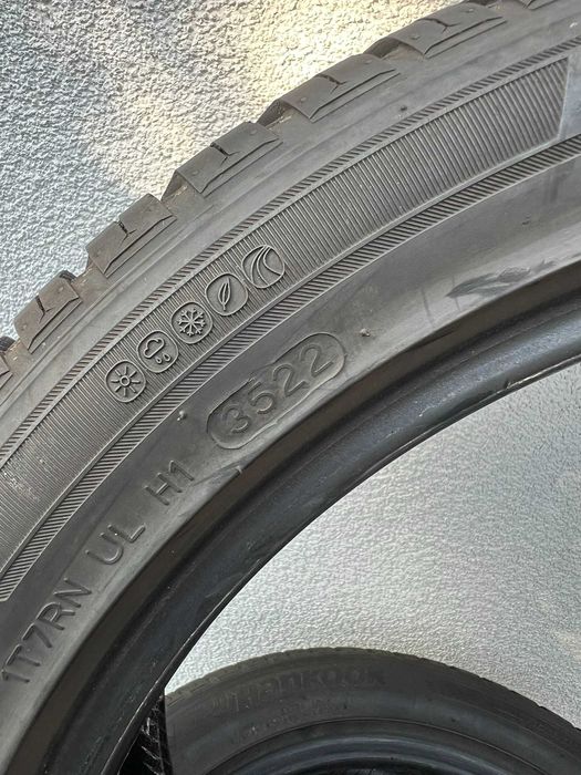 Hankook Kinergy 4S (215/45/17)