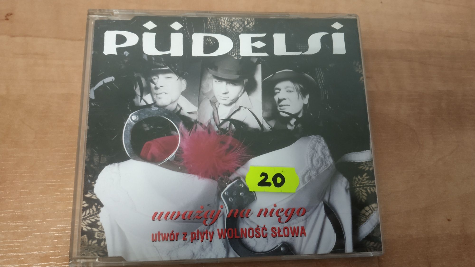 Płyta CD singiel Pudelsi Uważaj na Niego