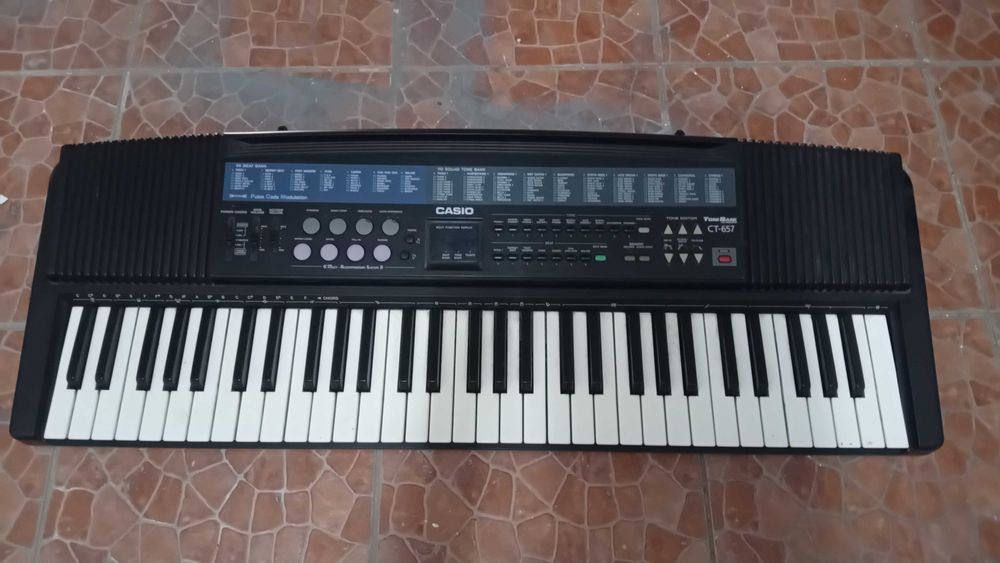 casio tone bank keyboard ct 657 (TECLADO) + cabo