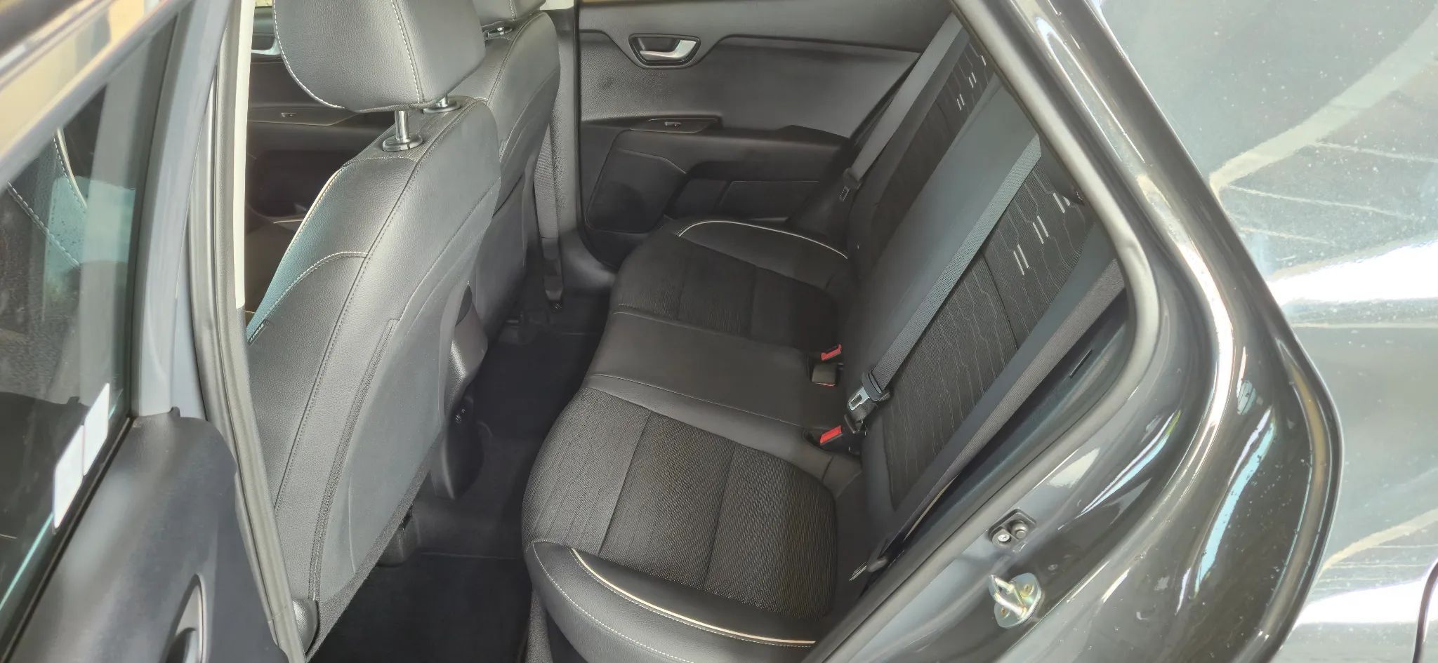 Kia Stonic Kia Stonic GT LINE 1.0 - najbogatsza wersja, super stan !