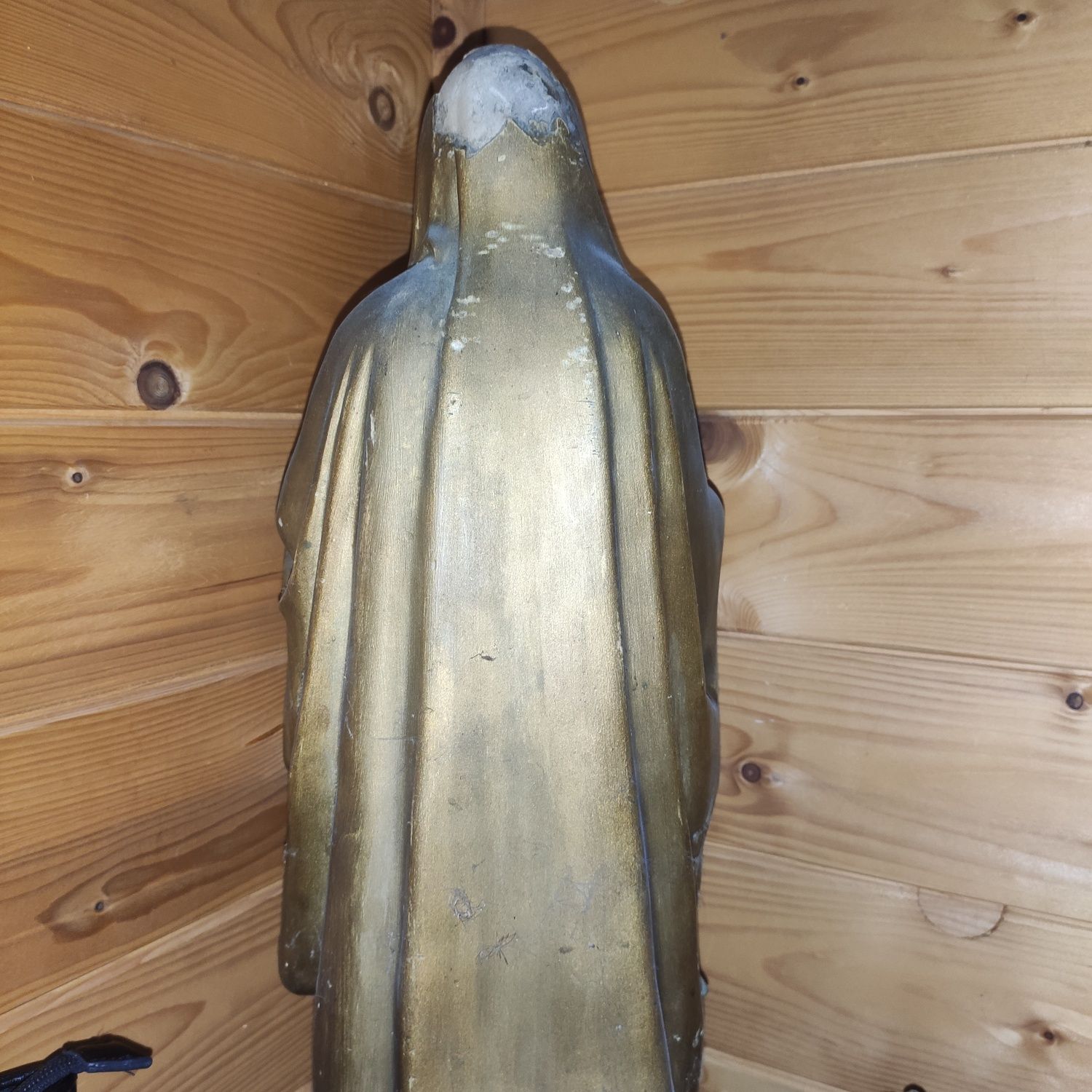 Stara figura Matki Boskiej