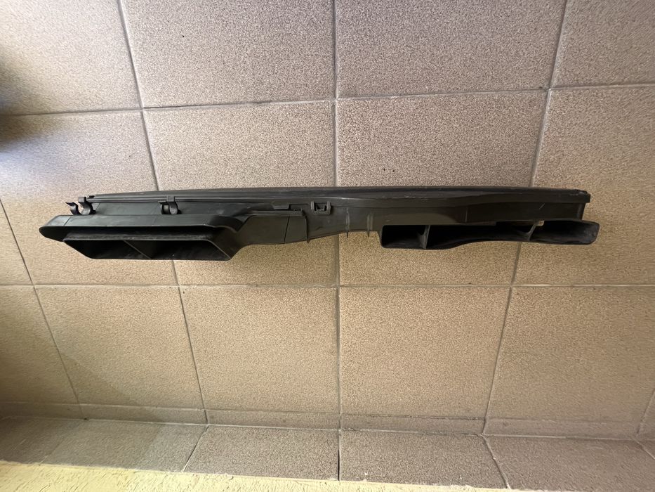 Повітрозабірник Skoda Octavia A7