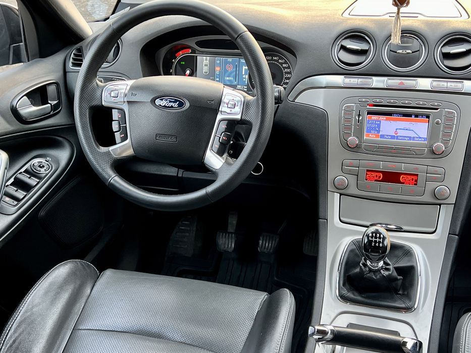 Ford S-Max 1.8 TDCi Convers + Gotowy do Jazdy zimowe opony oplaty 2026