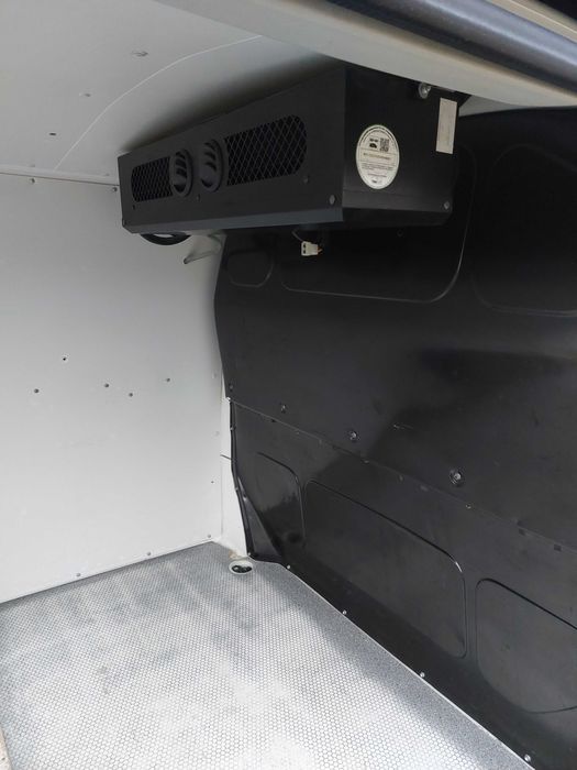 Vw t6 chlodnia 2,0tdi zadbana