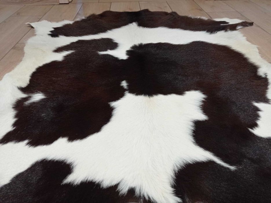 Dywan SKÓRA BYDLĘCA CIELAK POLSKI łaciaty brąz-biały skóra naturalna