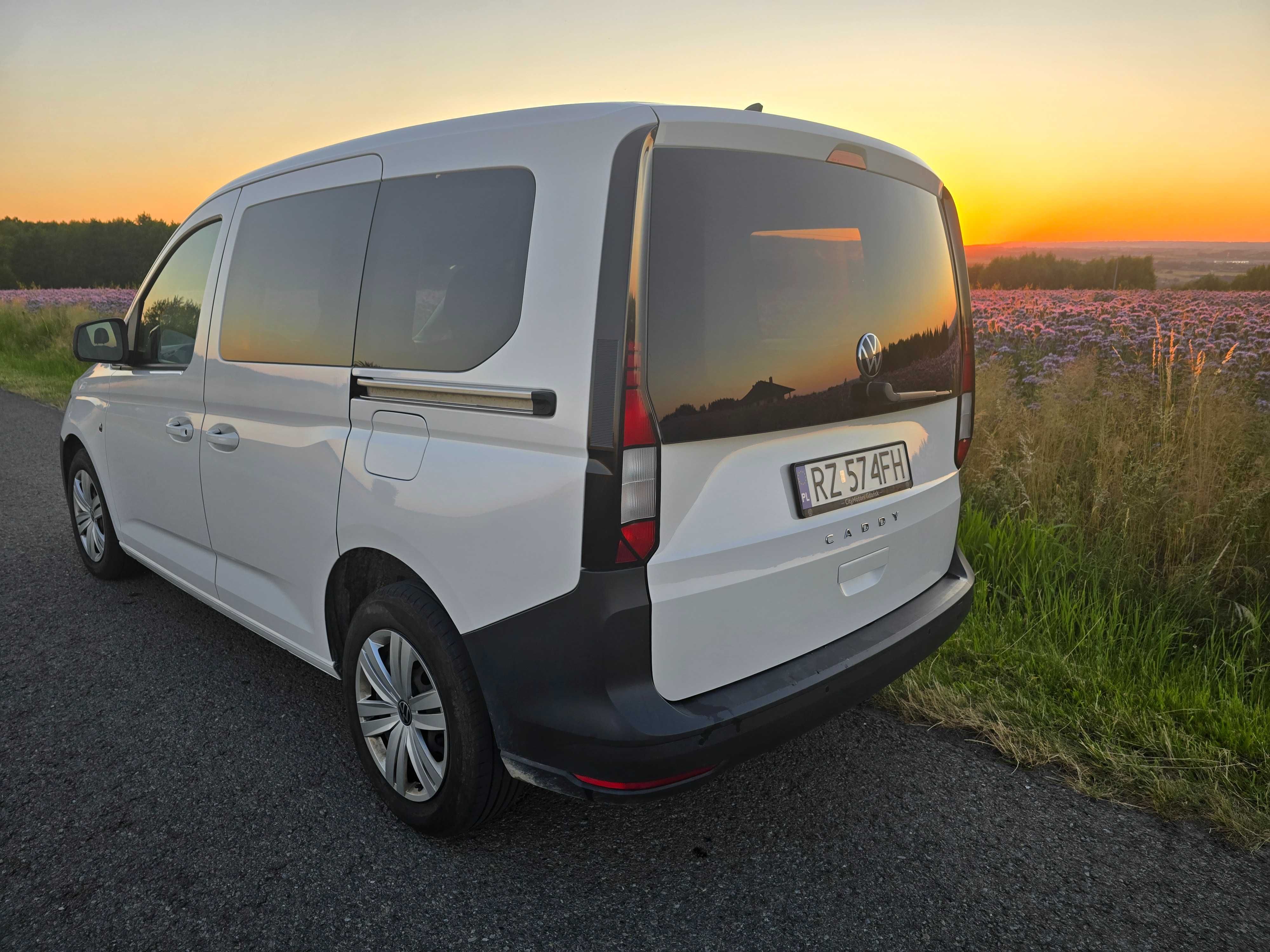 Volkswagen Caddy 2.0 TDI rok 2021