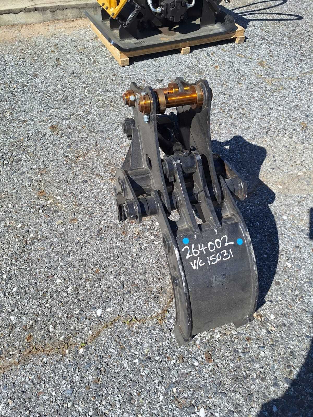 Baldes / Engates Rápidos / Pinças CAT, JCB, Etc