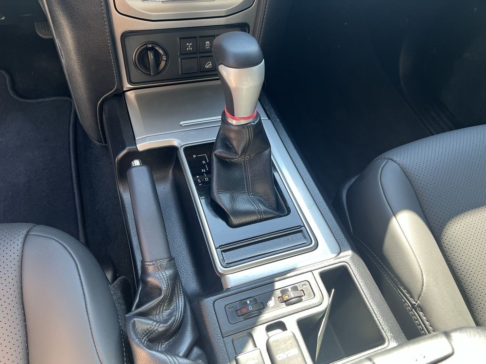 Продам Toyota Land Cruiser Prado 150 2019