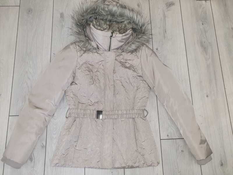 Kurtka zimowa  z kapturem - damska r. 40