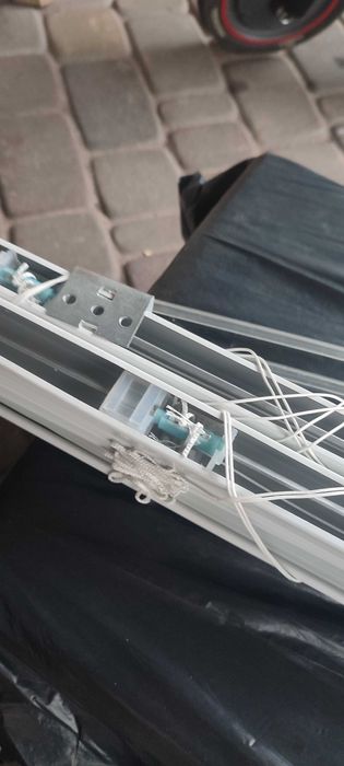 Жалюзі на вікно .