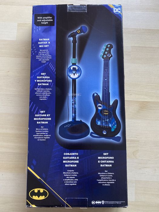 Guitarra e microfone infantil do Batman