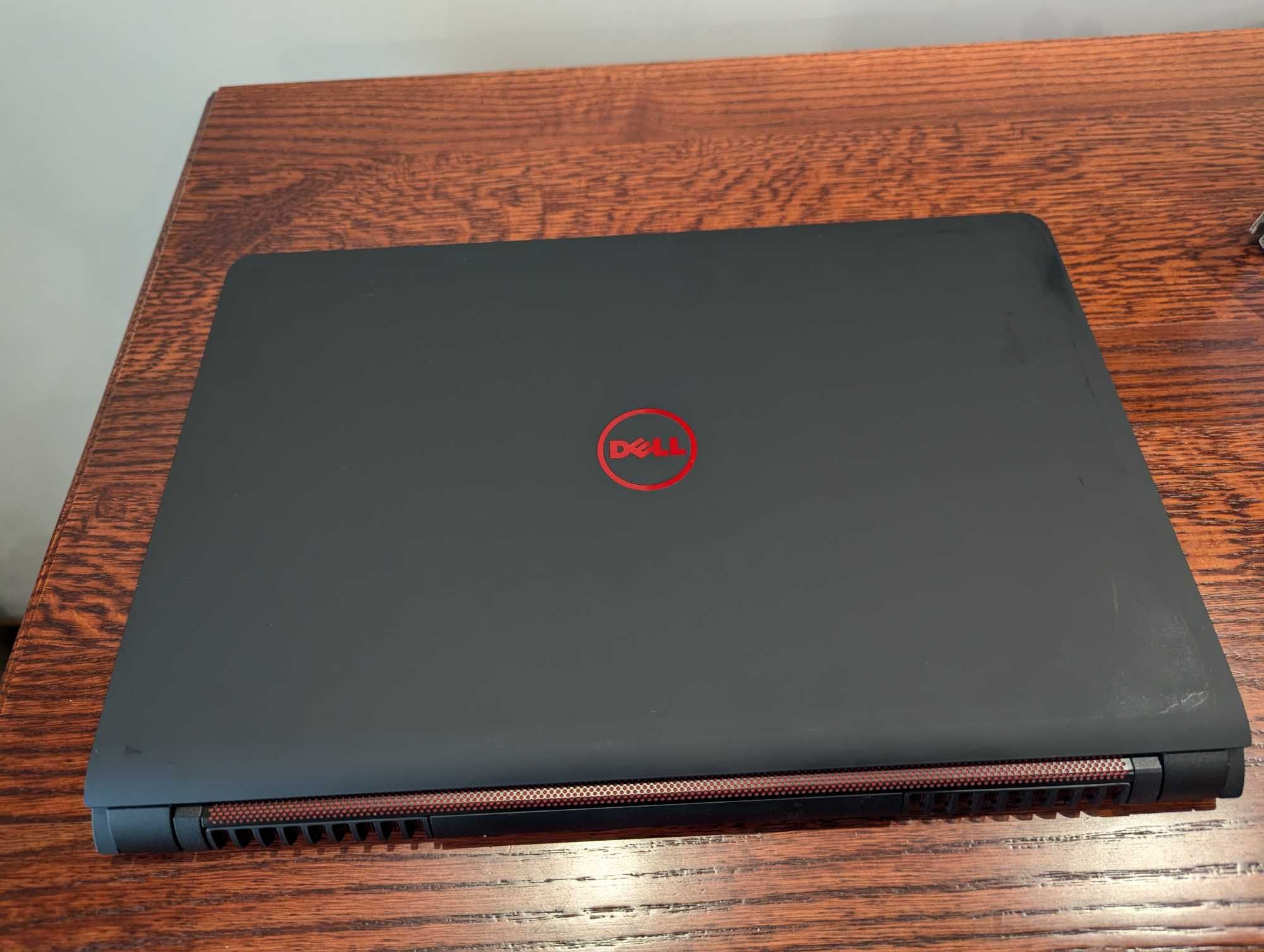 Ігровий ноутбук Dell Inspiron 5577 Gaming i5-7300HQ GeForce GTX 1050