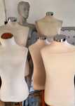 Conjunto de manequins e bustos