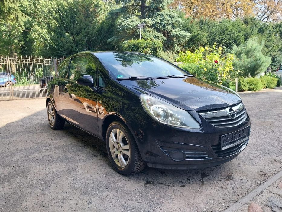 Opel Corsa 2009 klimatyzacja, alufelgi