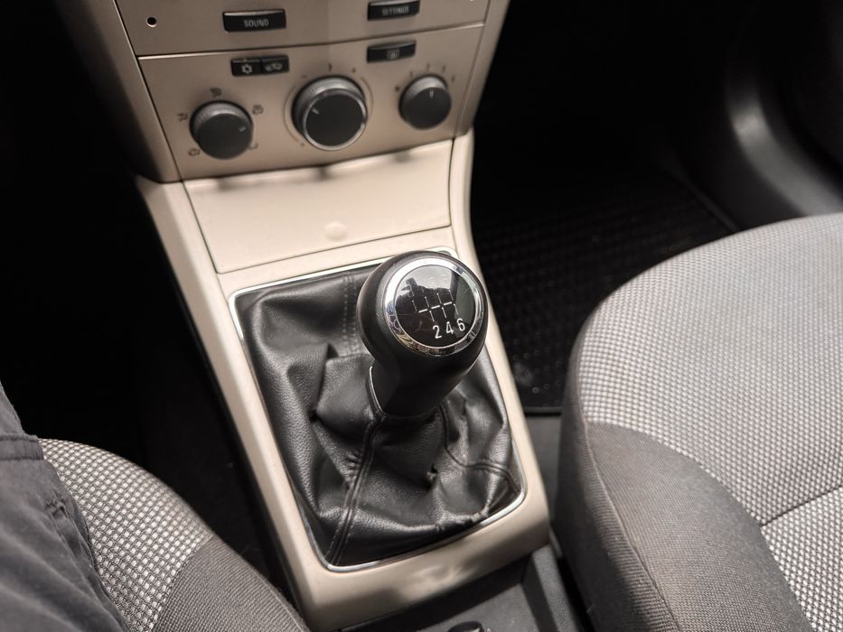 Opel Astra H 1.7 дизель