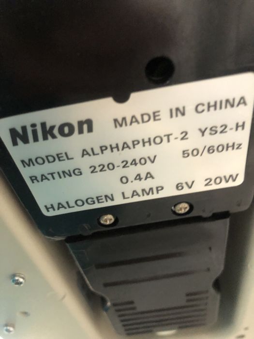 Microscopio binocular Nikon Alphaphot 2 para reparar