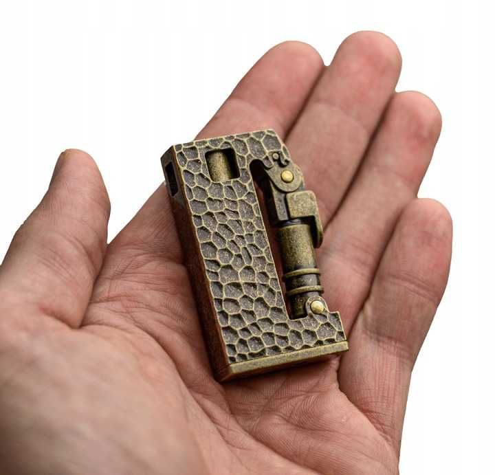 Zapalniczka Płomieniowa Benzynowa Vintage Retro Metalowa Starodawna