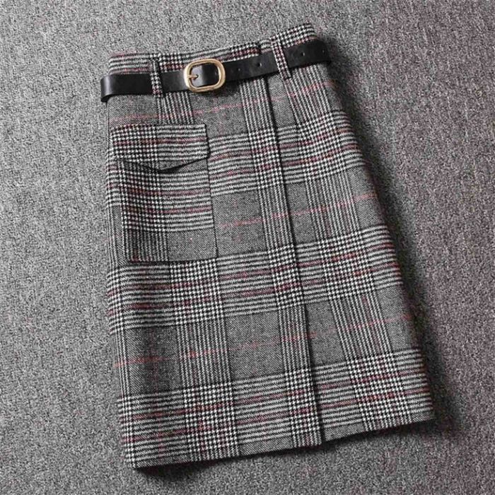 Тепла спідниця в клітинку