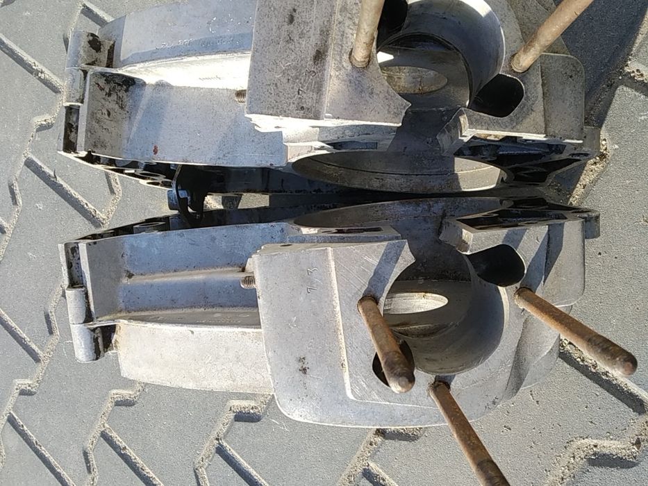 Kartery blok silnika Jawa Cezet 350