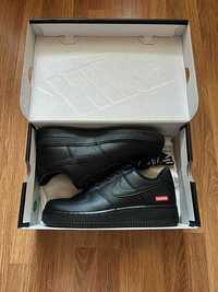 Nike Air Force 1 Low Supreme Black